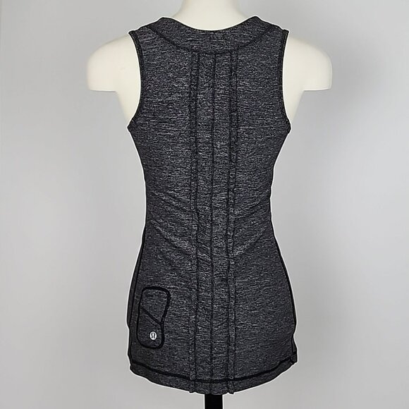 Lululemon Dash Tank II Heathered Grey Ruffle Scoop Neck Stretch Size 4 - Picture 3 of 10